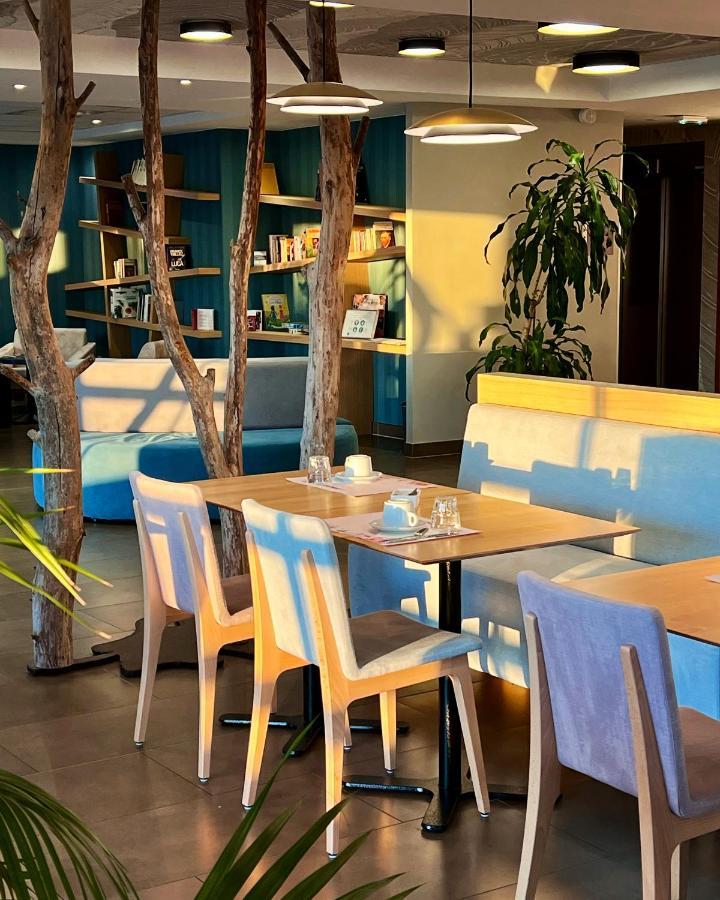 The Originals City, Hotel Ecoparc, Montpellier Est Сент-Онес Экстерьер фото