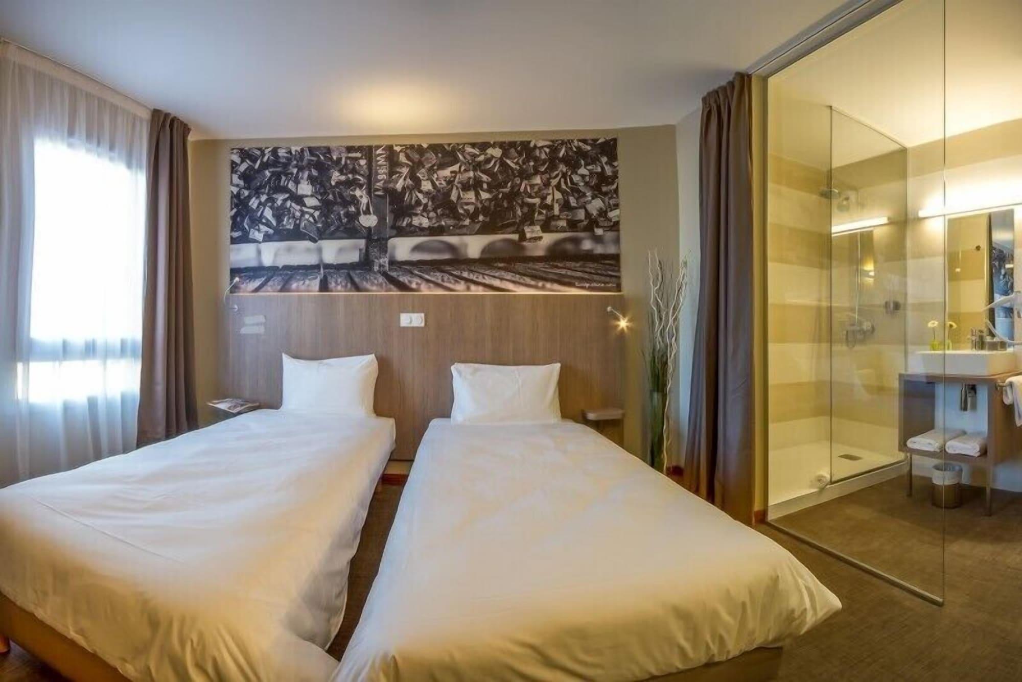The Originals City, Hotel Ecoparc, Montpellier Est Сент-Онес Экстерьер фото