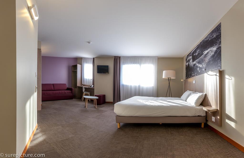The Originals City, Hotel Ecoparc, Montpellier Est Сент-Онес Экстерьер фото